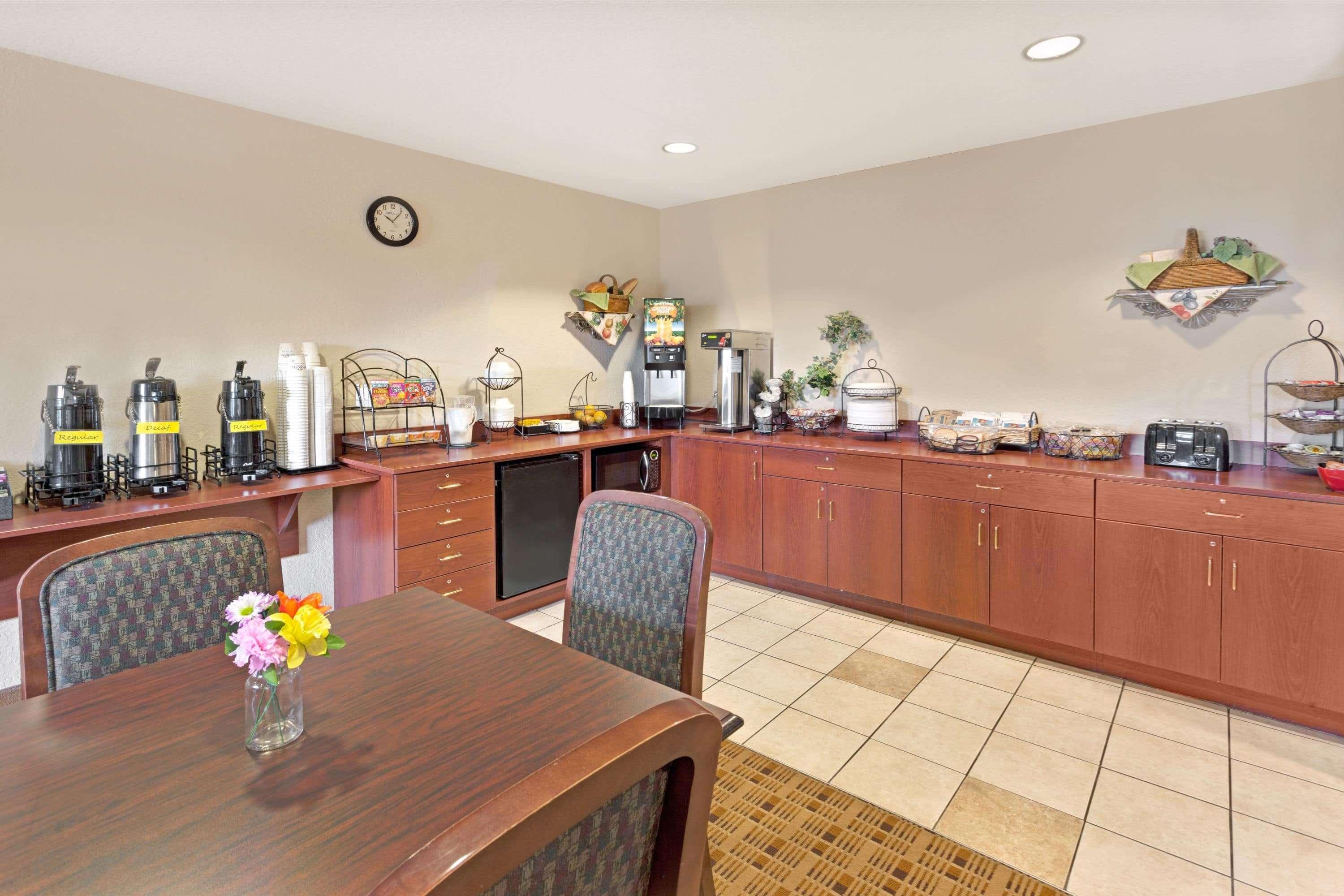 Microtel Inn & Suites By Wyndham Jasper Exterior photo