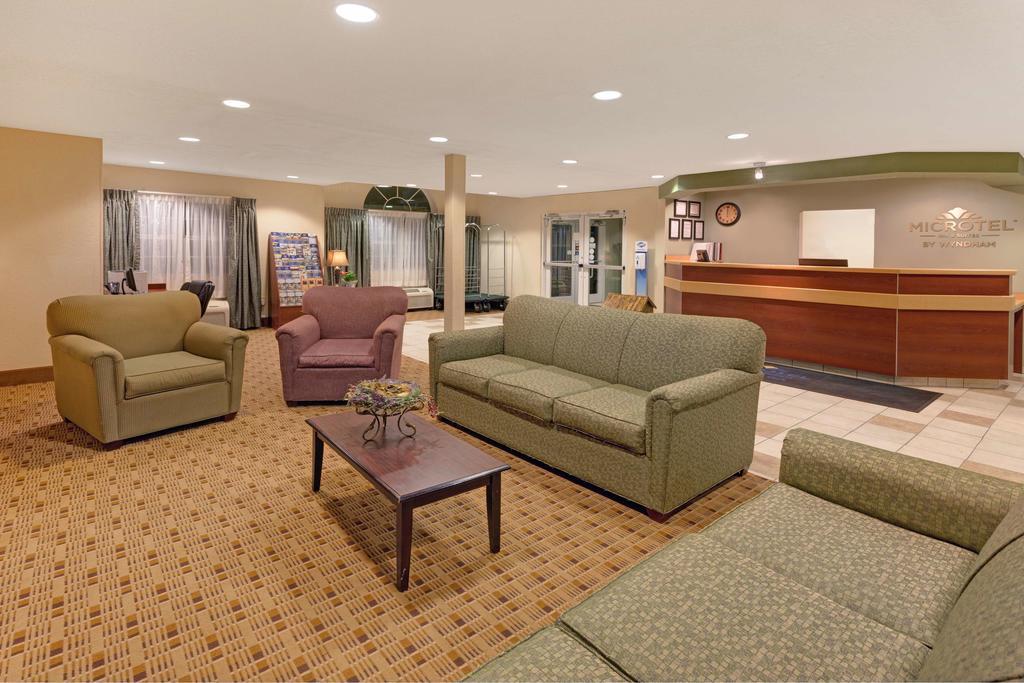 Microtel Inn & Suites By Wyndham Jasper Exterior photo
